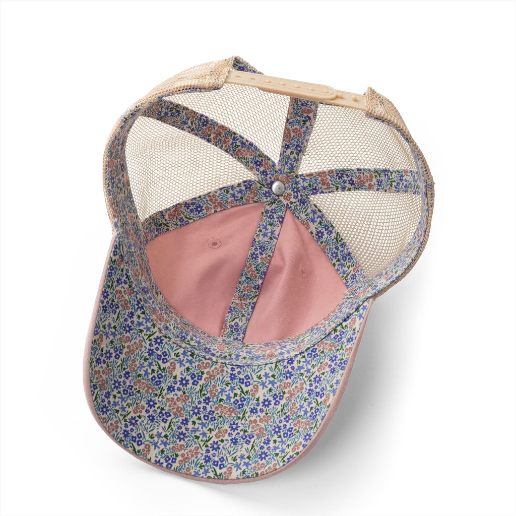 I AM JANE DOE Women's Washed Mesh-Back Cap