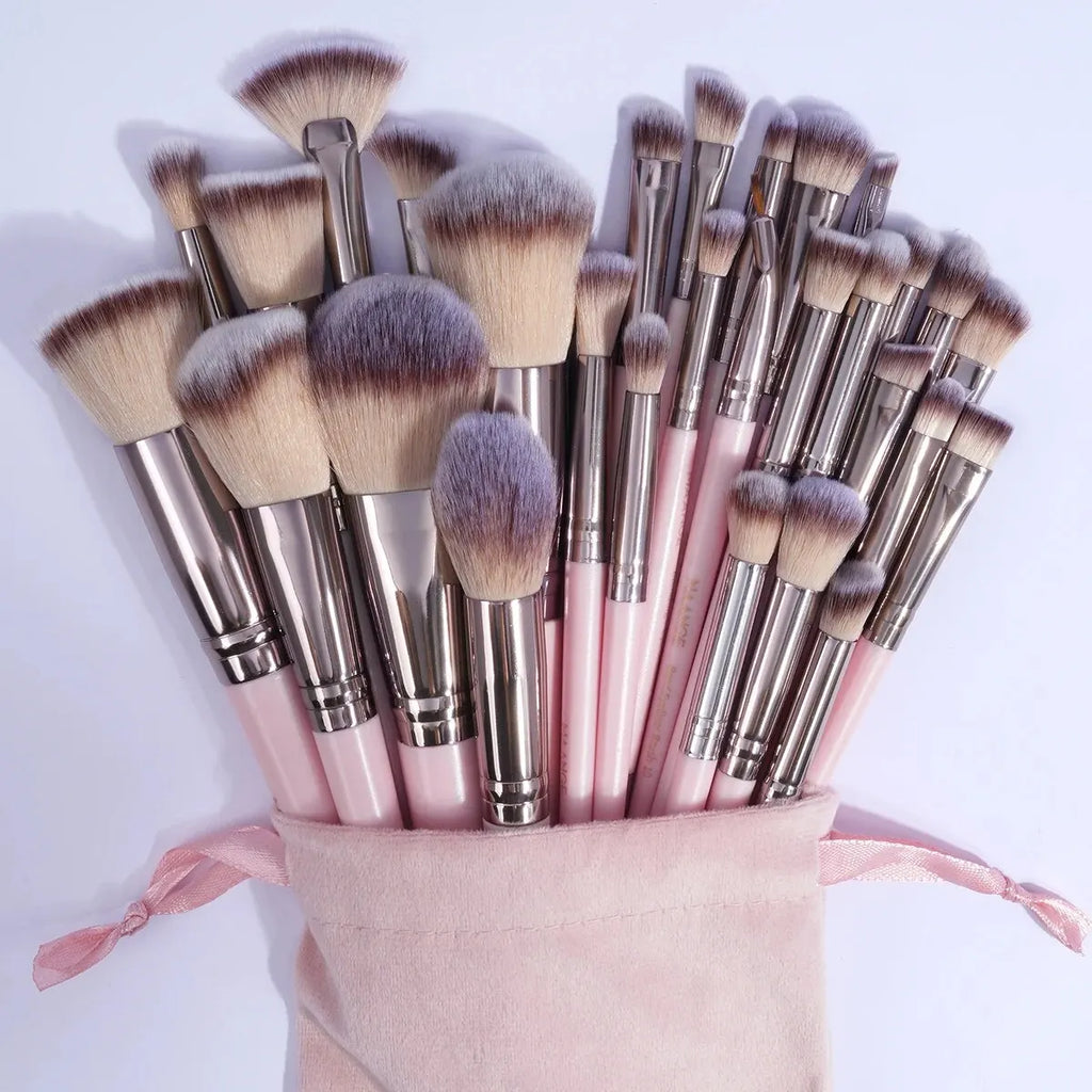30-Piece Professional Makeup Brush Set with Bag
